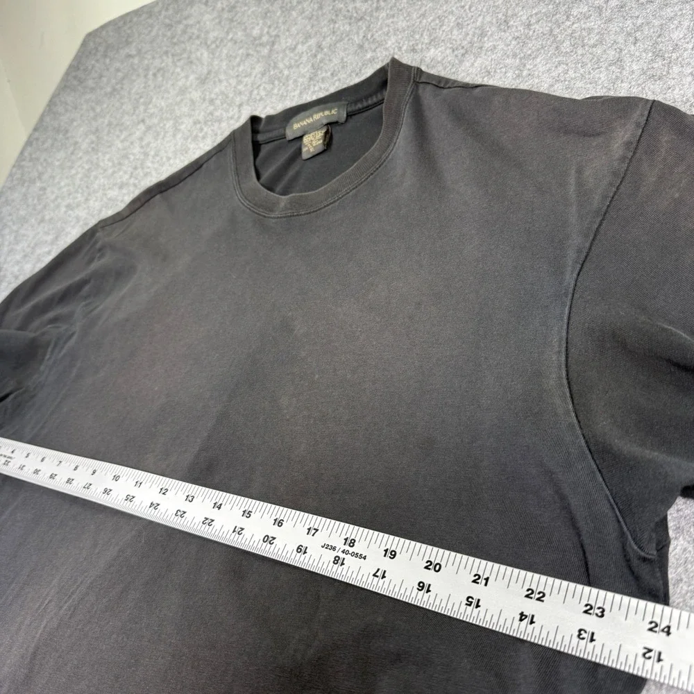 Vintage Banana Republic T Shirt Mens XL Black Faded Made in USA Cotton Tee